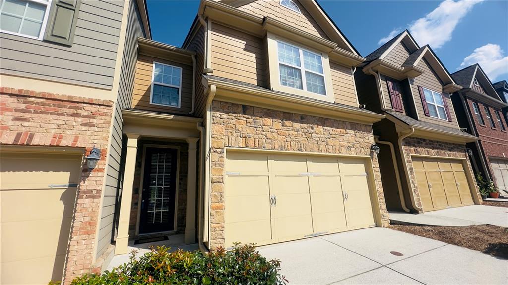 2433 Sardis Chase Court