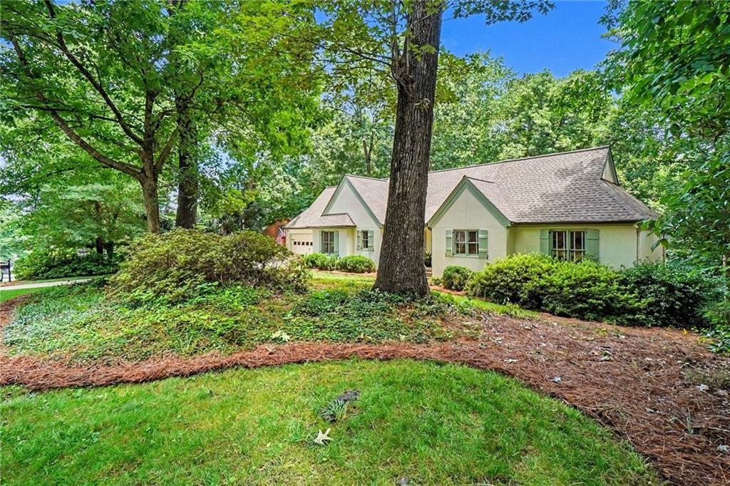 5168 Sandlewood Court