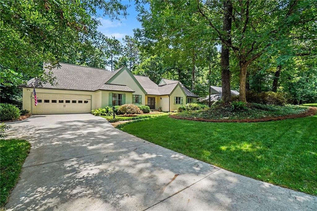 5168 Sandlewood Court
