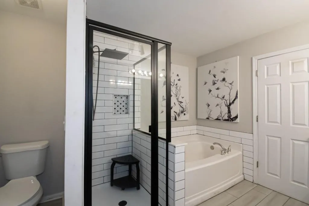 Atlanta, Georgia 30339, United States, 4 Bedrooms Bedrooms, ,3 BathroomsBathrooms,Residential,Active,18711