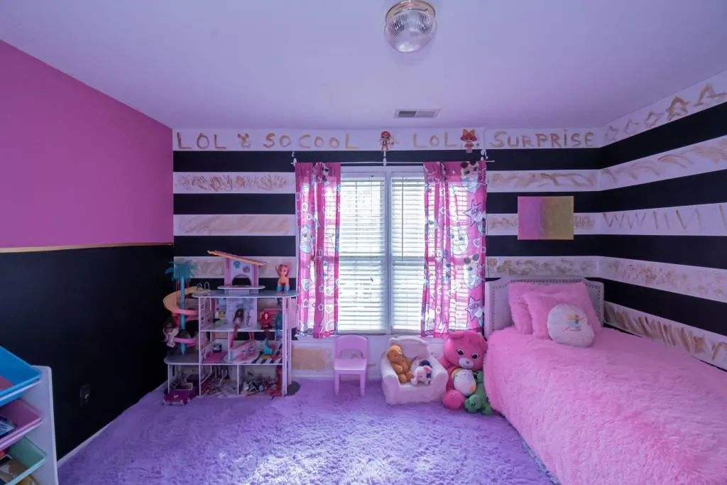 Atlanta, Georgia 30339, United States, 4 Bedrooms Bedrooms, ,3 BathroomsBathrooms,Residential,Active,18711