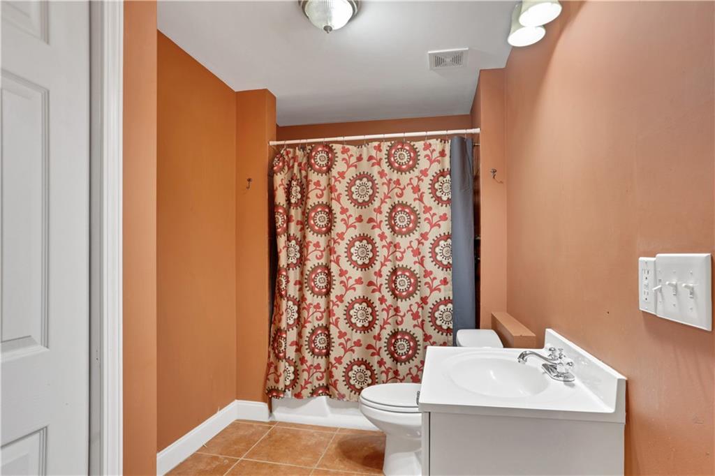 3704 Ramsey Circle, Atlanta, Georgia image 42