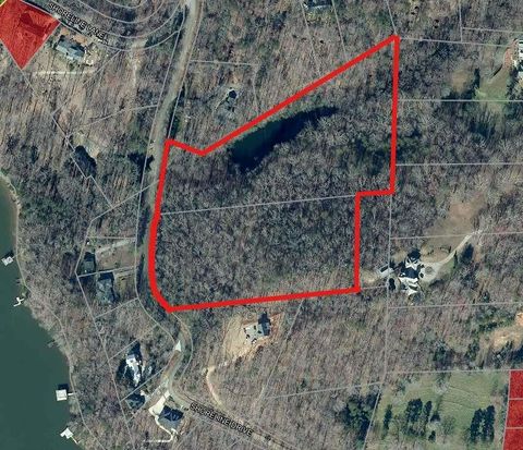 4536 Shoreline Drive Gainesville GA 30506