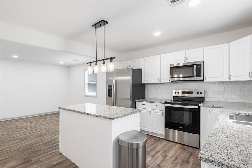 2178 Penelope Street