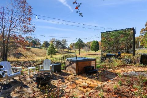 A home in Rising Fawn