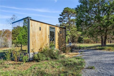 A home in Rising Fawn