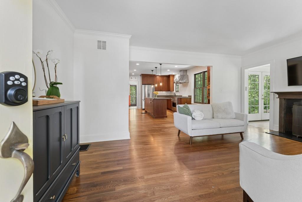 725 Gresham Avenue SE