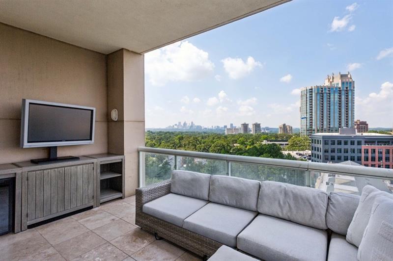 2881 Peachtree Road NE 1005