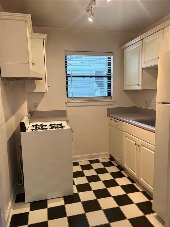 335 3rd Street Apt 4
