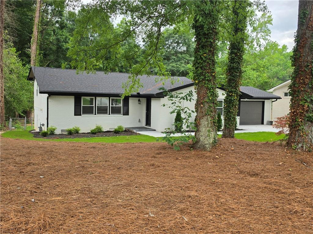 3833 Leander Court