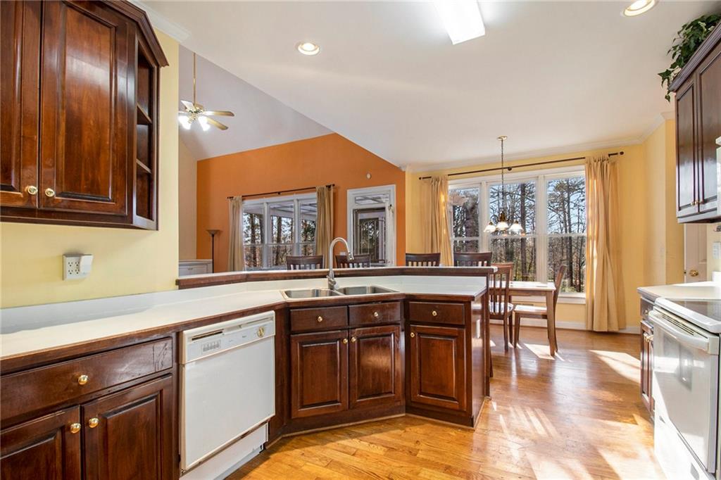 2118 Sableshire Way, Conyers, Georgia image 12