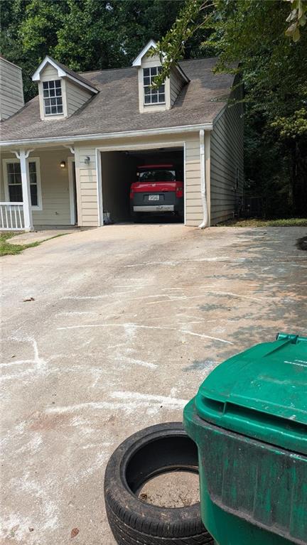 1009 Autumn Crest Court