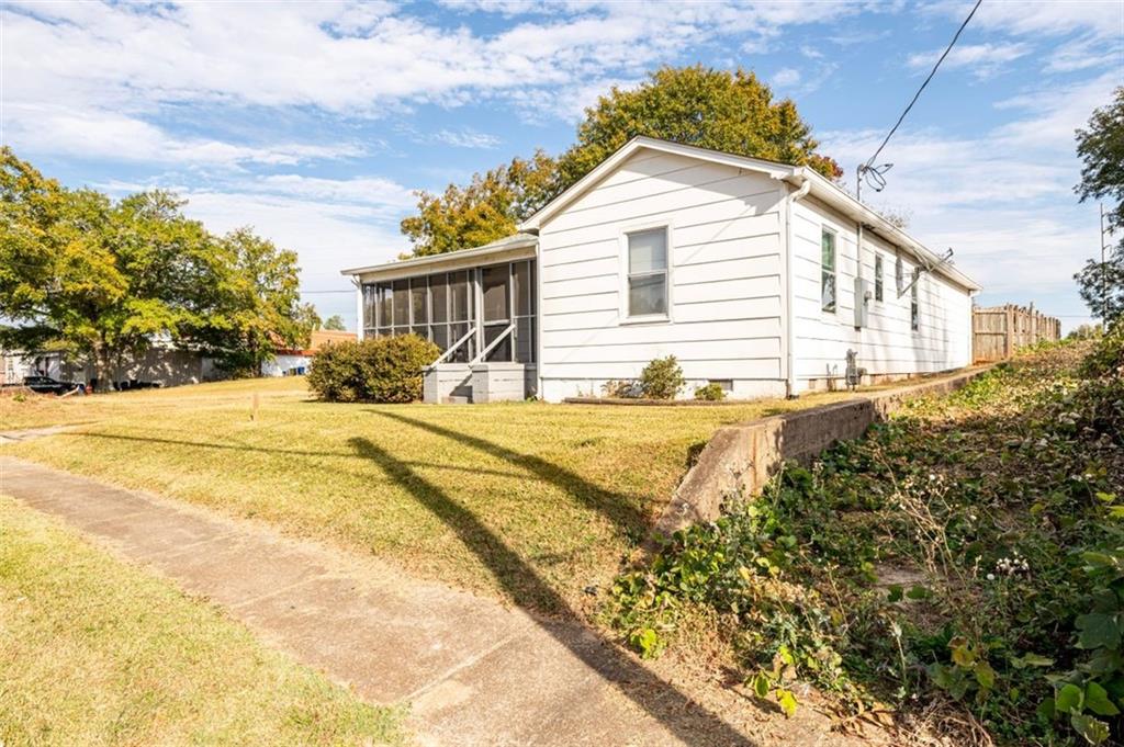 888 N Clayton Street