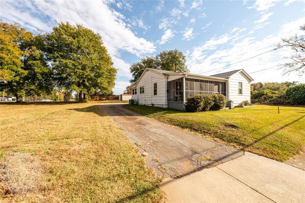 888 N Clayton Street