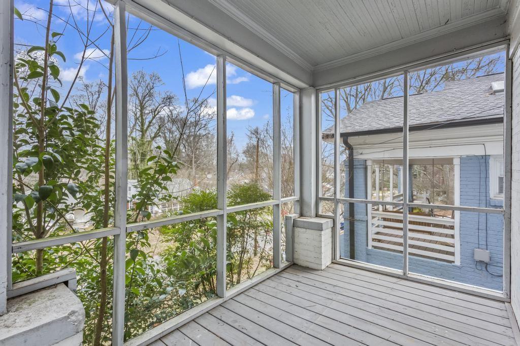 960 Byron Drive, Atlanta, Georgia image 4