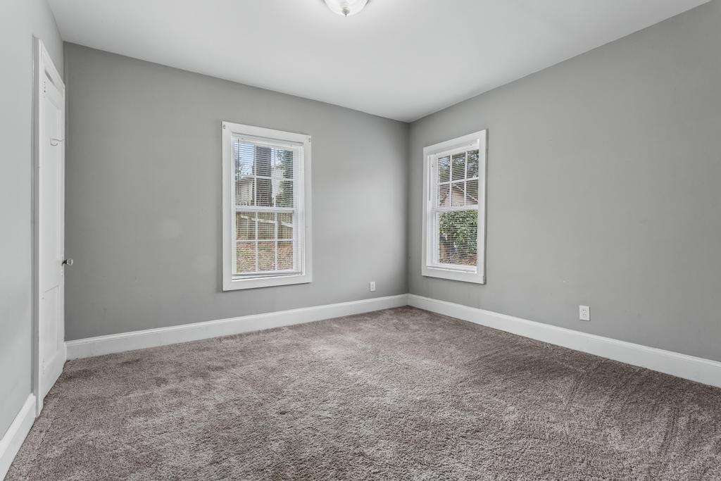 960 Byron Drive, Atlanta, Georgia image 17
