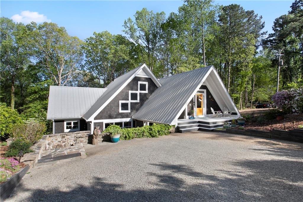 6255 Lakeview Drive, Buford, Georgia image 4