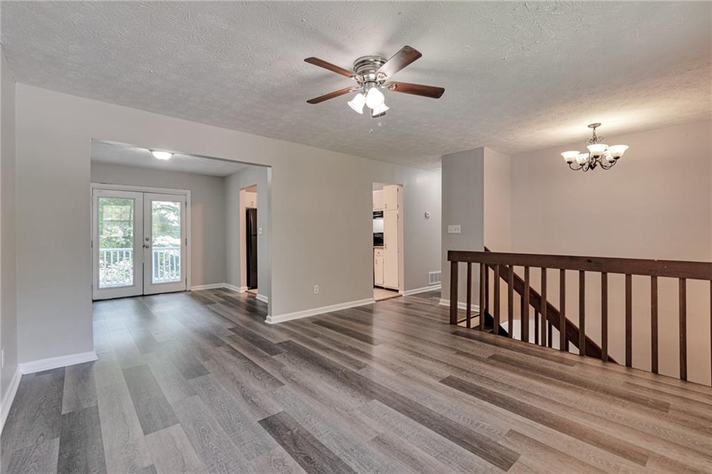 5322 Scarbrough Round
