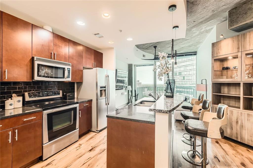 400 W Peachtree Street NW 2614