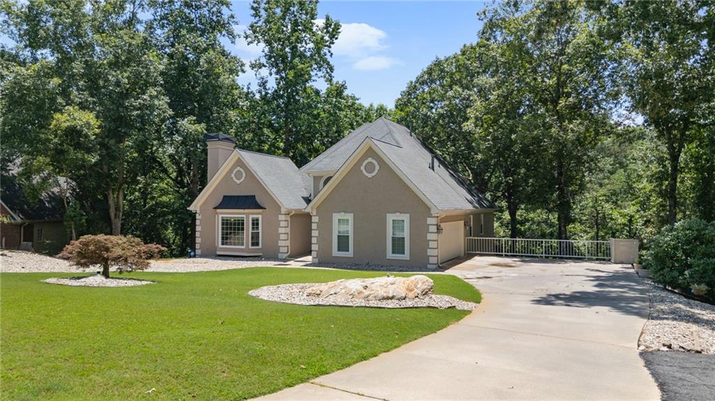 3395 Summit Trail