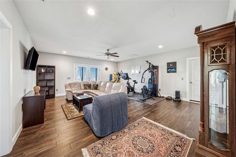 listing image 38