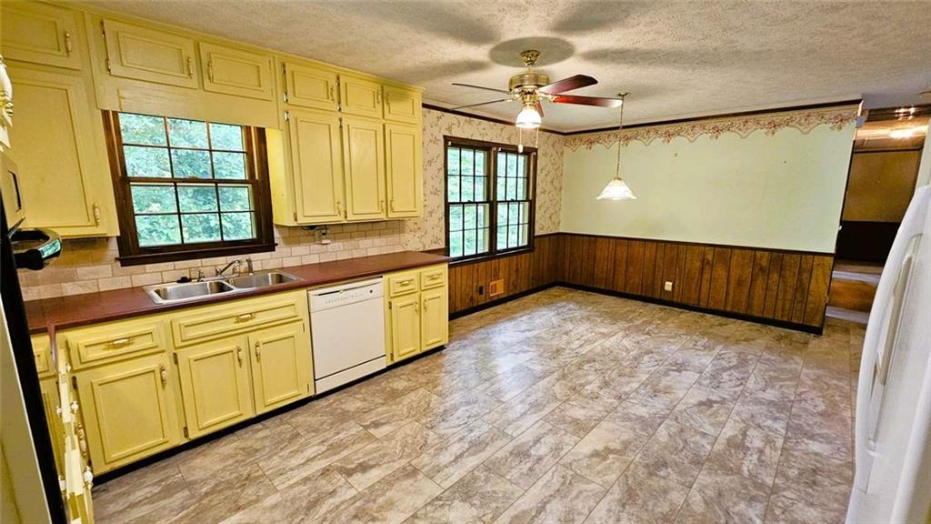1110 Blackwell Road, Marietta, Georgia image 6