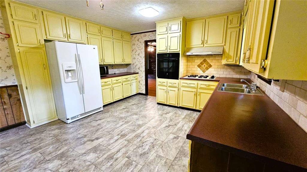 1110 Blackwell Road