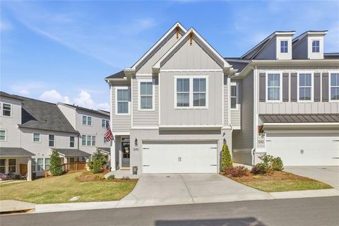 Photo of 1240 Willowcrest Way, Cumming, GA 30041 (MLS # 7753072)