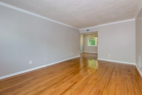 100 Biscayne Drive NW D7 Atlanta GA 30309