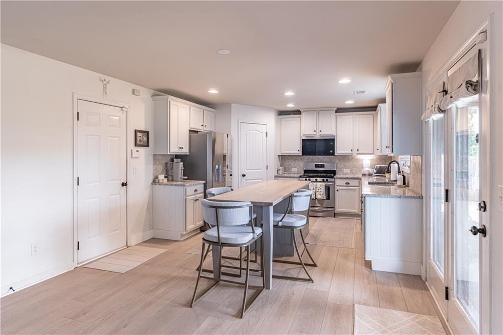 5703 Shore Isle Court