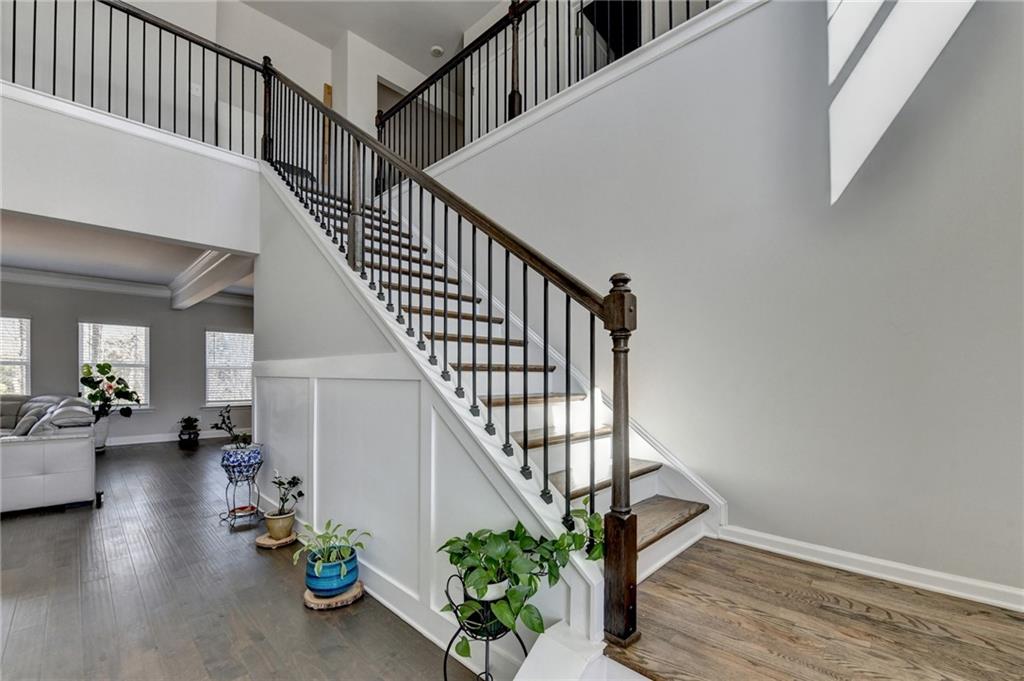 5100 Woodline View Circle