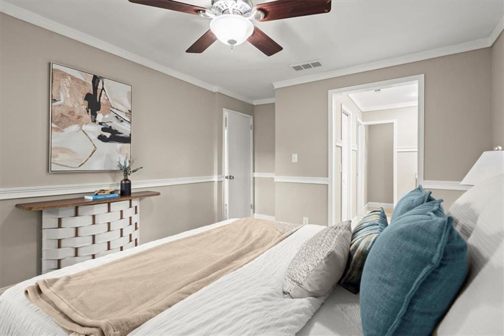 7058 Lakeview Lane, Peachtree Corners, Georgia image 25
