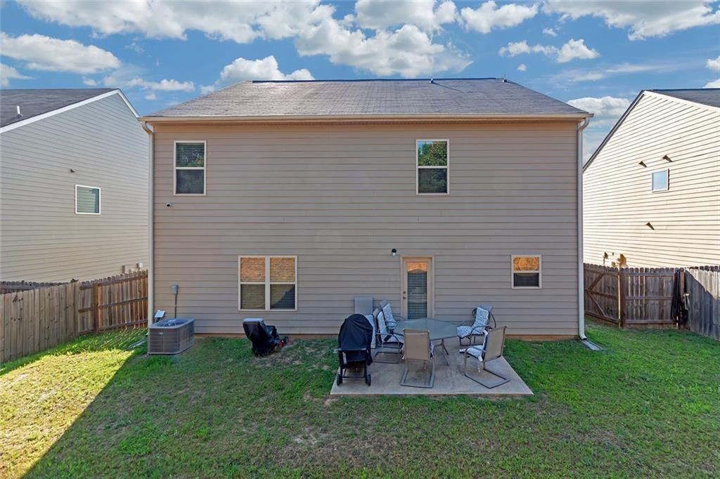 1152 Werre Way