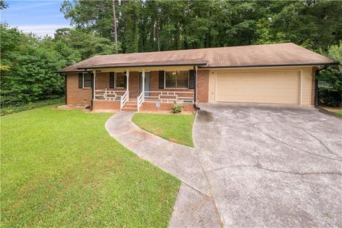 1465 Rockbridge Road Stone Mountain GA 30087