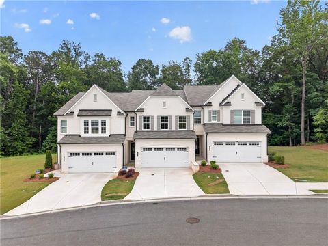 Photo of 3915 Cavalier Way, Duluth, GA 30097 (MLS # 7762390)