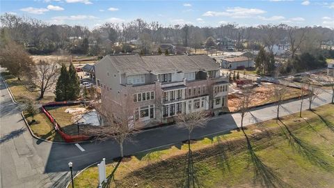 Townhouse For Sale - 91 Bourbon Street<br/> Senoia, GA 30276