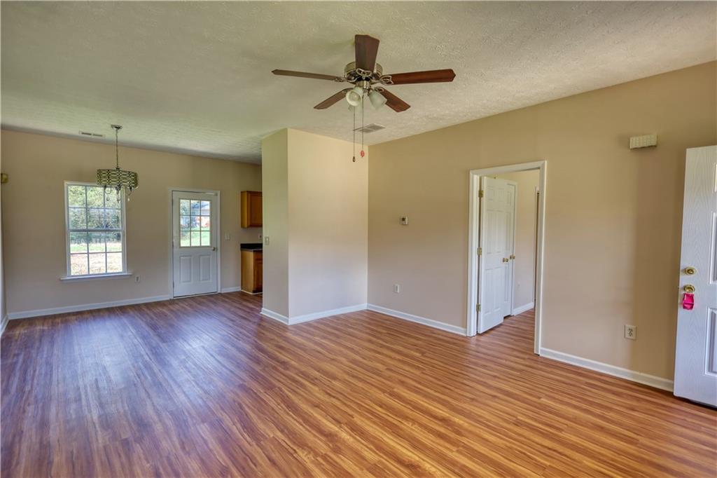 507 Dove Way