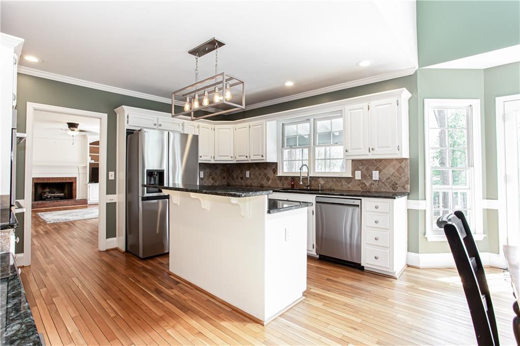 430 Holly Stream Trail, Roswell, Georgia image 12