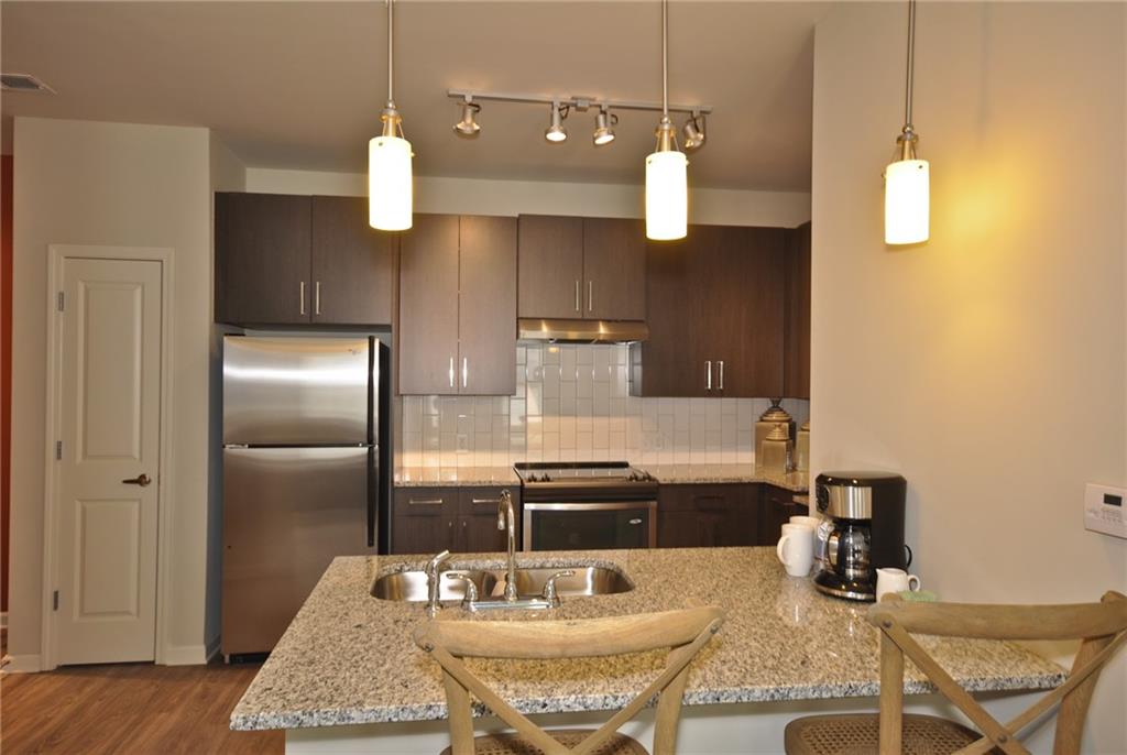 1796 Satellite Boulevard 0710