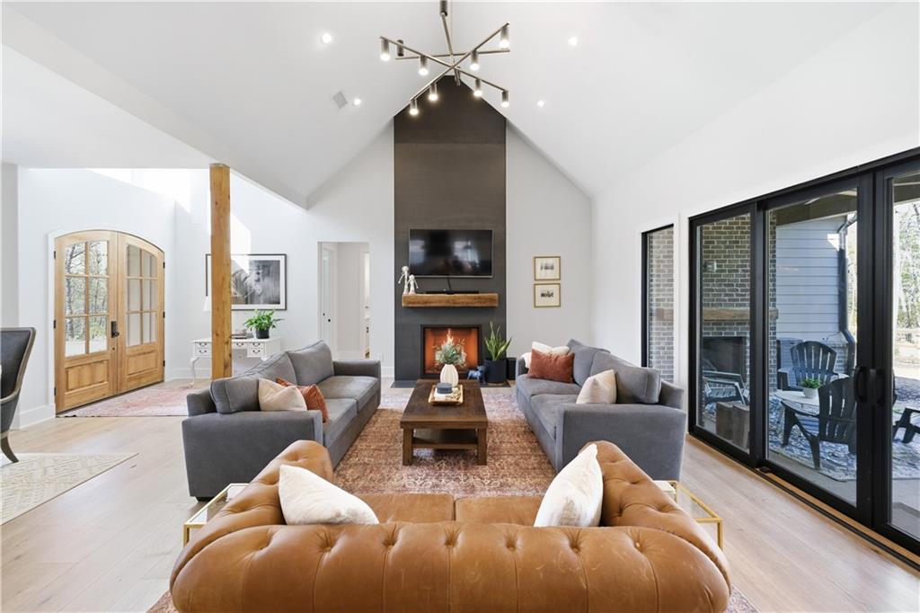 464 Stonehaven Court