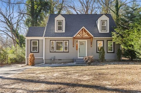 1824 WESTWOOD Avenue SW Atlanta GA 30310