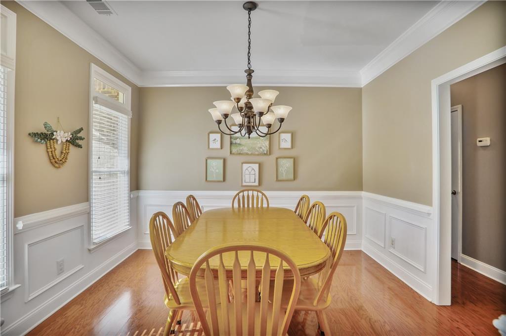 1593 Fredricksberg Drive, Loganville, Georgia image 10