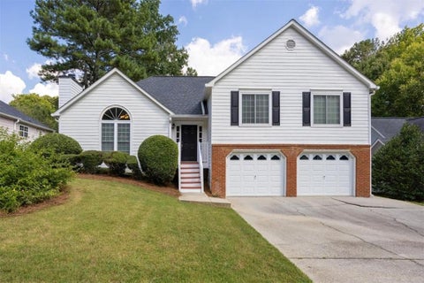 Homes For Sale - 3079 Nectar Drive<br/> Cobb County, Powder Springs, GA 30127