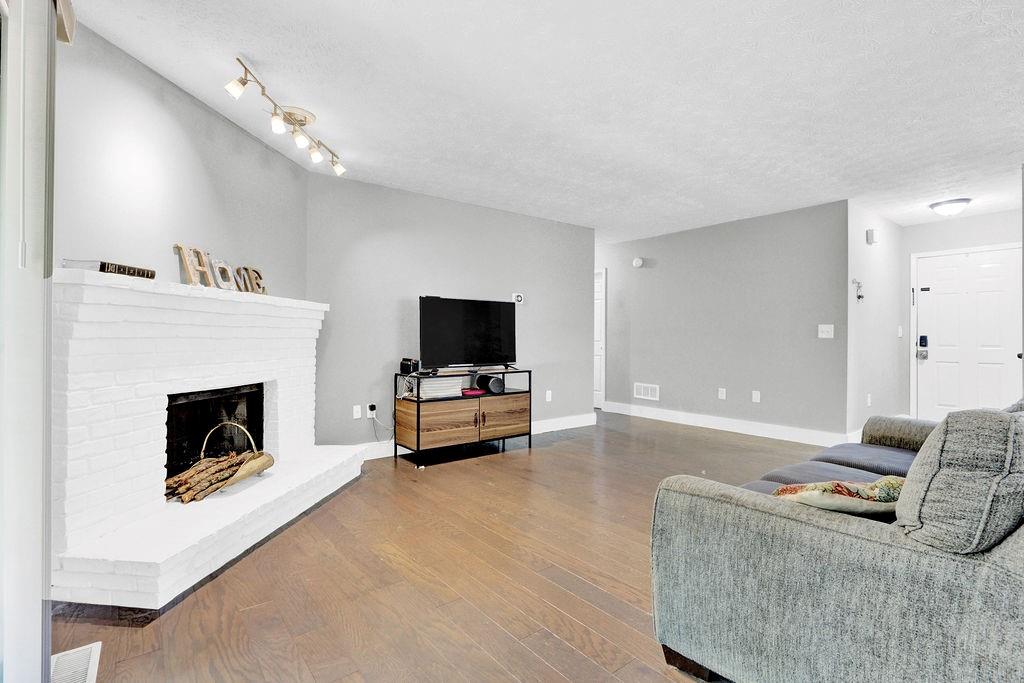 1850 Coachman Cove SW