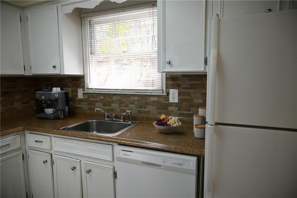 3338 York Place, Decatur, Georgia image 7