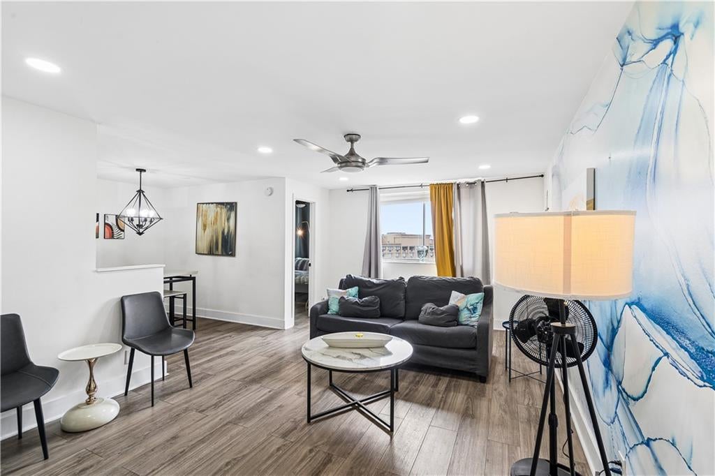 215 Piedmont Avenue NE 1007