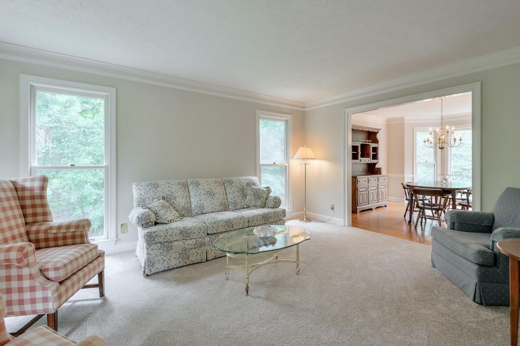 2701 Gardenwood Court SW