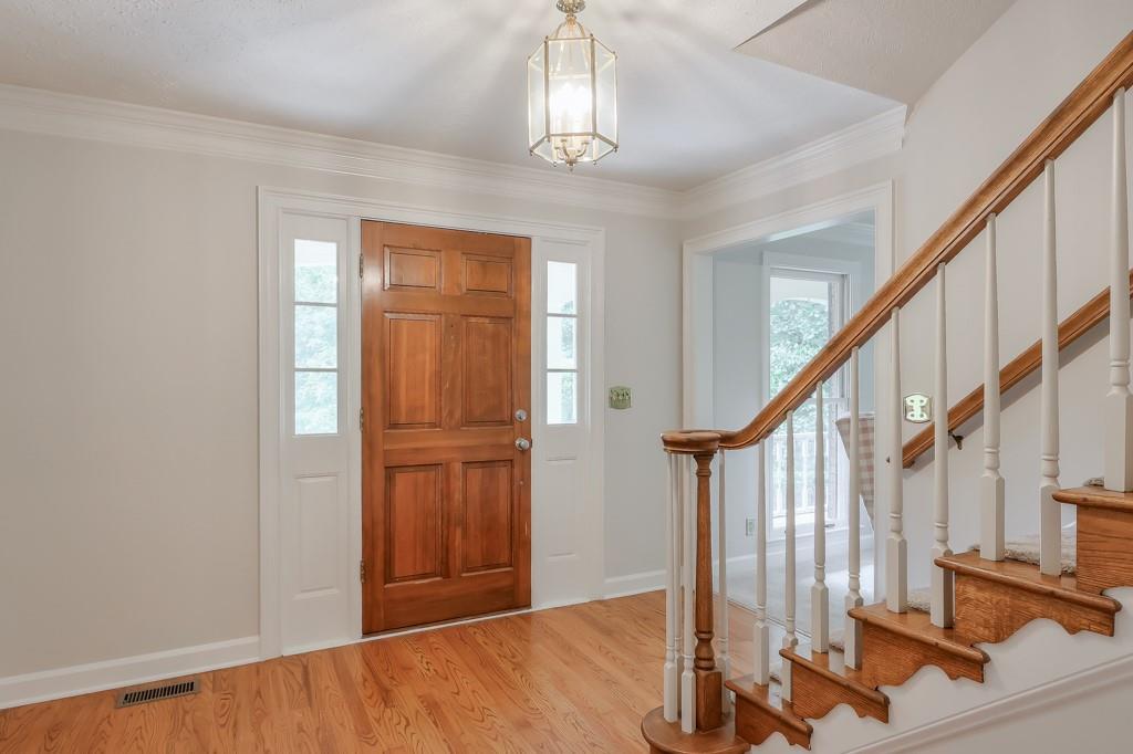 2701 Gardenwood Court SW