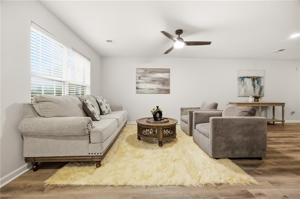 1955 Shawn Wayne Circle SE