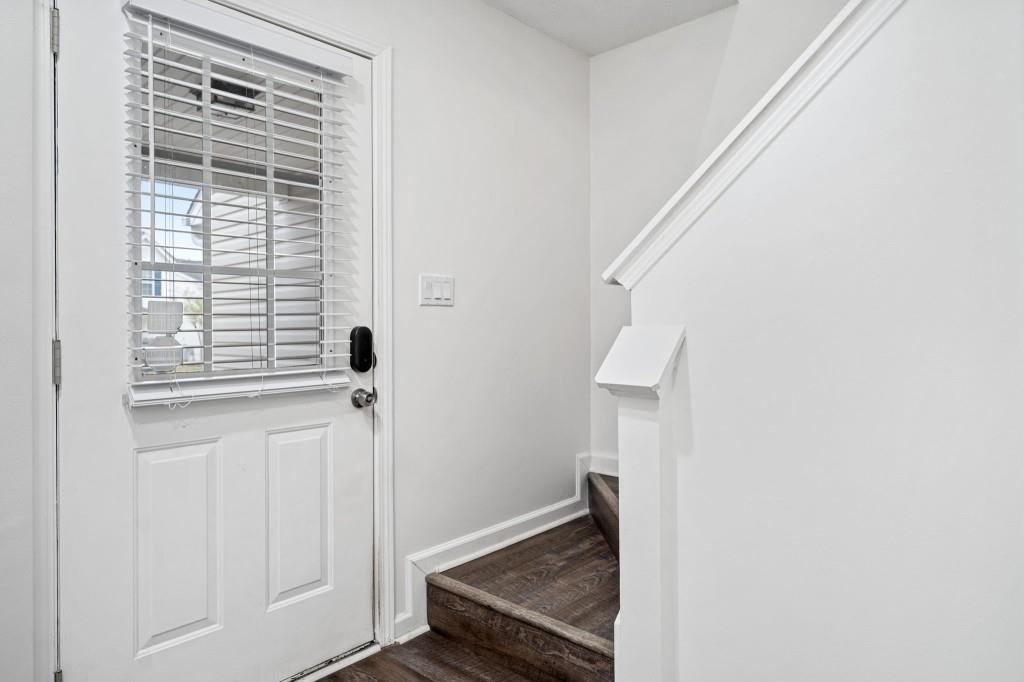 6703 Gallant Court, Mableton, Georgia image 7